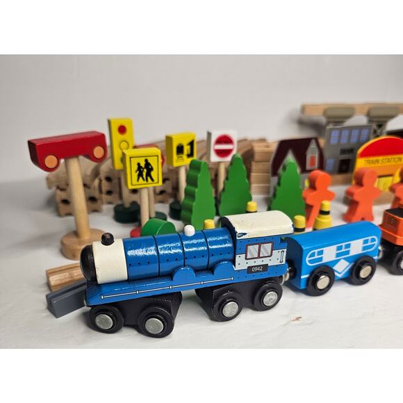 Lot of 63 Pieces Wooden Train Set Track Accessories People Signs Trees Gift - Picture 3 of 11